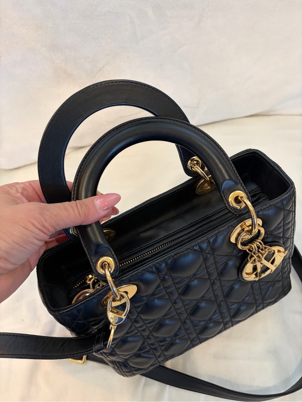 Christian Dior Lady Dior Medium Black Cannage Lambskin Gold Hardware Top Bag - Picture 7 of 16